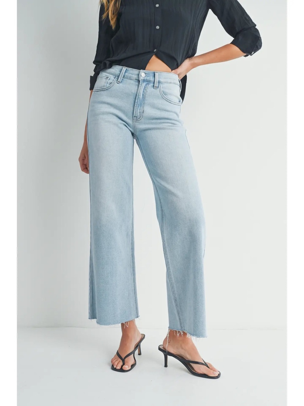 Light Wash Wide-Leg Raw Hem Jeans